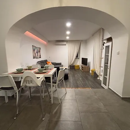 Appartamento Soul&travel Ac And Wifi Croazia *